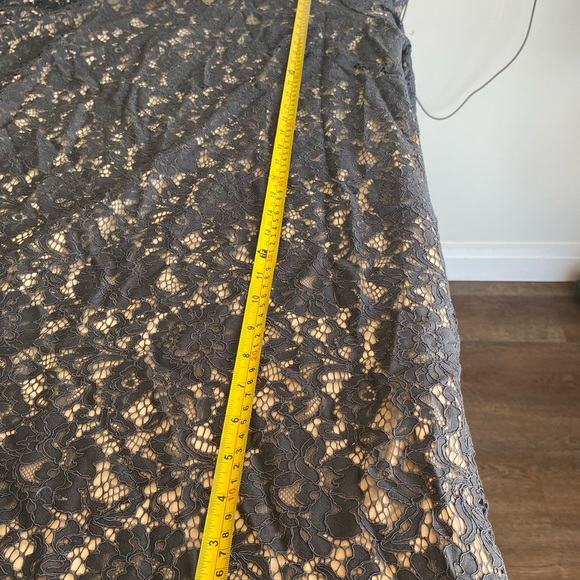 Beautiful beautiful new lace dress - Picture 6 of 10